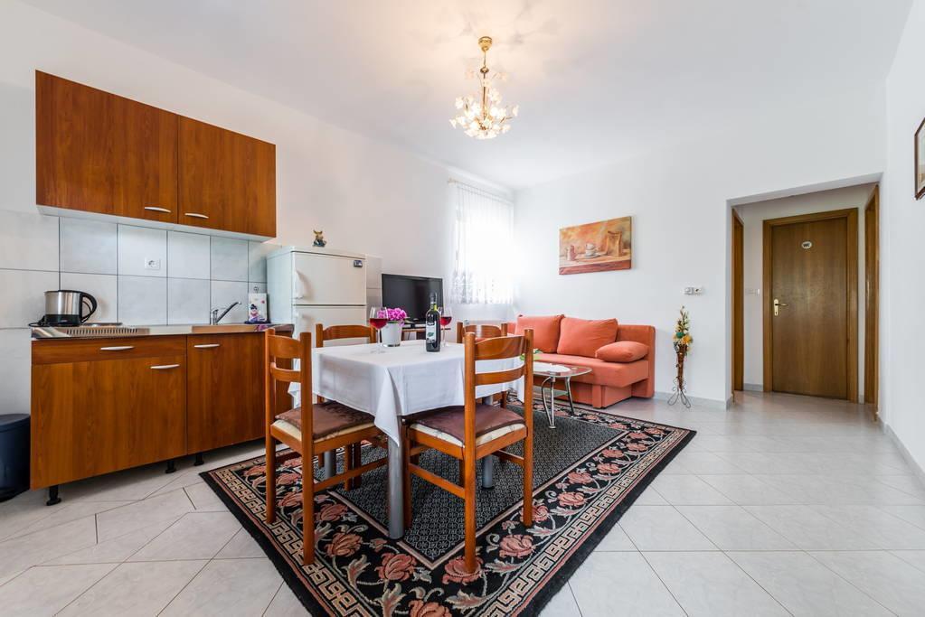 Apartments Silvi Podstrana Exterior photo